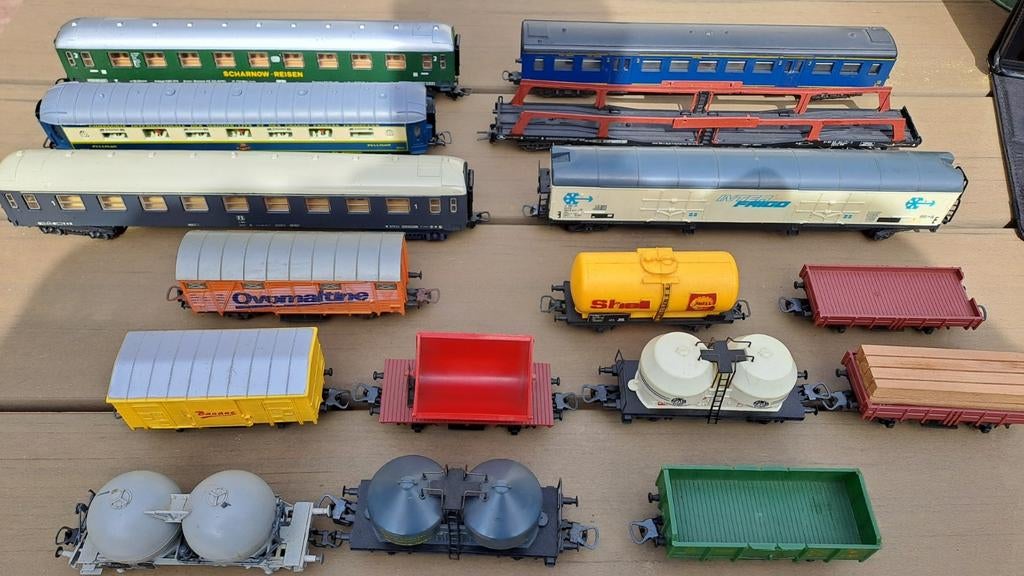 16 treinwagons lima, Ophalen of Verzenden, Gelijkstroom, Wagon, Lima