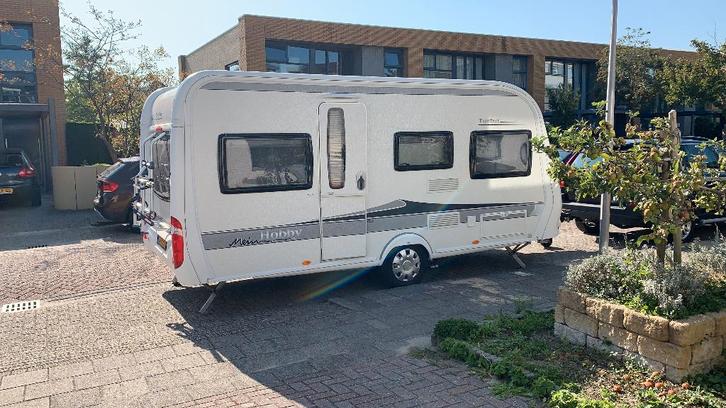 Hobby Excellent 455 UF 2014, Caravans en Kamperen, Caravans, Particulier, tot en met 4, 1000 - 1250 kg, Rondzit, Hobby, Dwarsbed