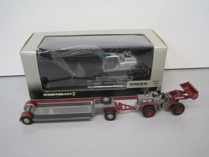 Volvo EC240   en   Ebbro nzg-bub  1:87, Hobby en Vrije tijd, Modelauto's | 1:87, Zo goed als nieuw, Hijskraan, Tractor of Landbouw