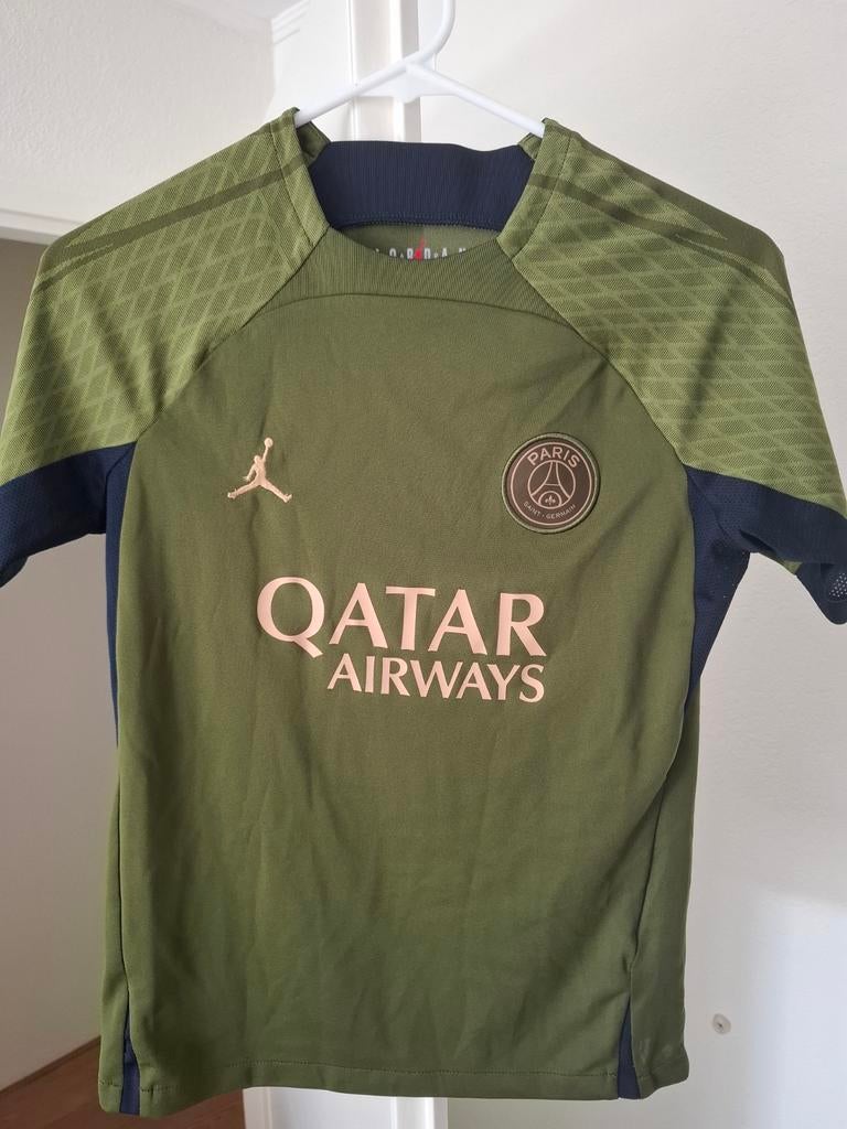 Ongedragen Jordan PSG shirt - Doe een goed bod!, Maat 52/54 (L), Nieuw, Ophalen of Verzenden, Voetbal