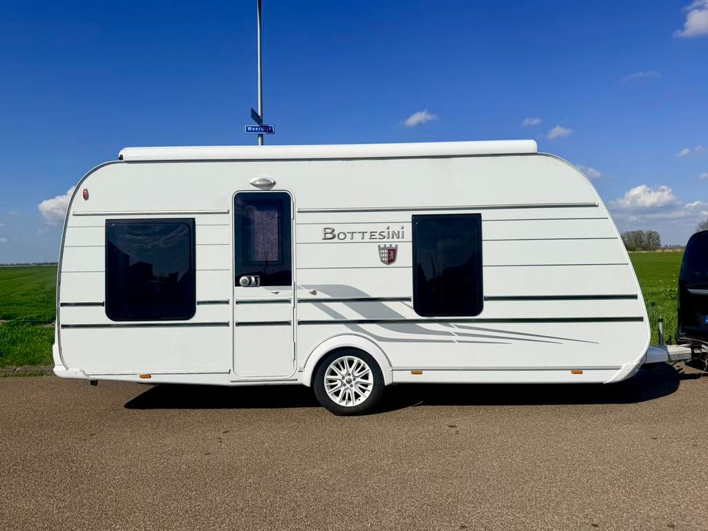 Tabbert Bottesini Da vinci 490 TD BJ 2021 Airco , luifel, Caravans en Kamperen, Caravans, Schokbreker, Rondzit, Tabbert, Frans bed