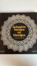 Gehaakte kantjes en kleedjes, Hobby en Vrije tijd, Breien en Haken, Ophalen of Verzenden, Zo goed als nieuw, Haken, Patroon of Boek