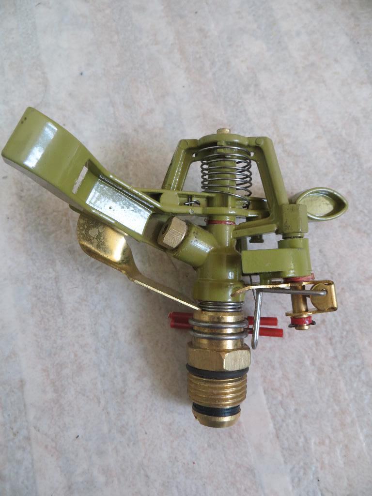 rondsproeier sprinkler (nieuw), Tuin en Terras, Tuinsproeiers, Ophalen of Verzenden, Nieuw, Cirkelsproeier