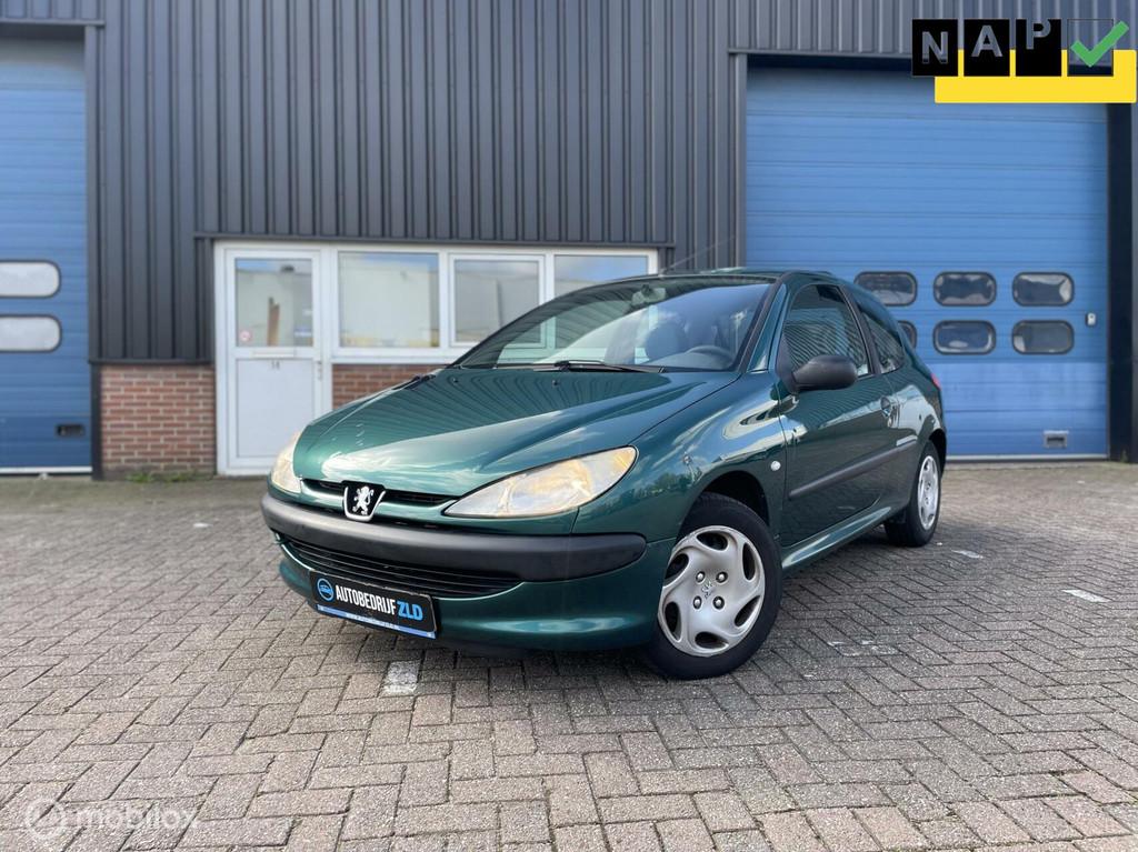 Peugeot 206 1.1 XR/NAP/APK/BLUETOOTH, Auto's, Startonderbreker, Gebruikt, 31 €/maand, 4 cilinders