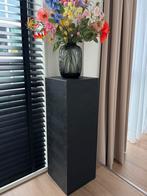 Zwarte Plantenstandaard Croco Look, Huis en Inrichting, Woonaccessoires | Zuilen en Pilaren, Ophalen, Zo goed als nieuw