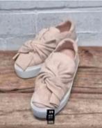 Kenneth Cole - Prachtige leren sneakers maat 40 - Nieuw €120, Kenneth Cole, Nieuw, Ophalen of Verzenden, Sneakers of Gympen