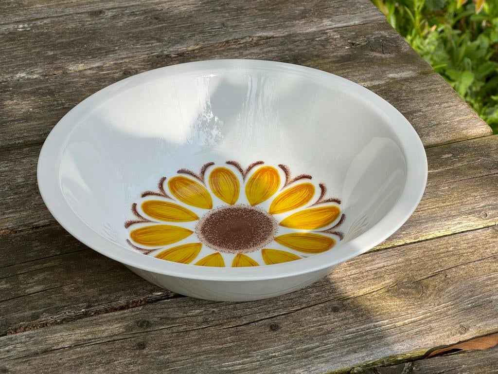 Arzberg schaal met zonnebloem jaren 60/70, Huis en Inrichting, Ophalen of Verzenden, Overige stijlen, Porselein, Schaal of Schalen