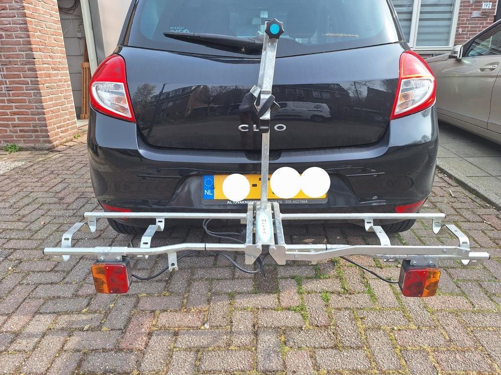 Multa fietsendrager voor trekhaak, Ophalen