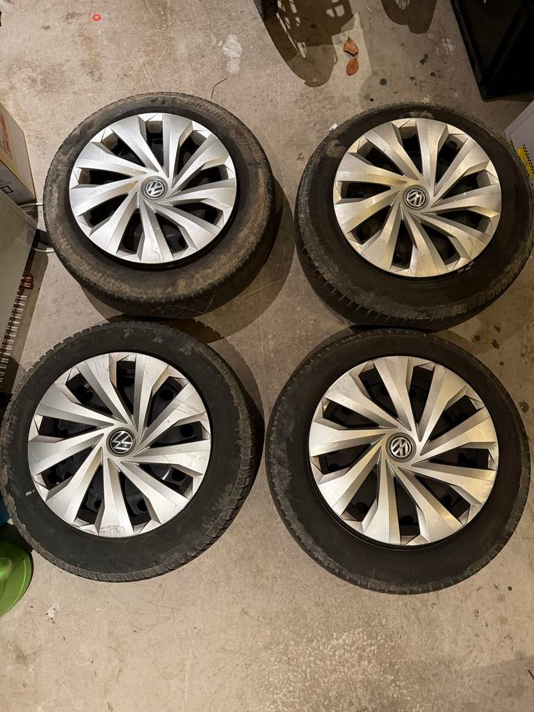 Wielen Volkswagen Polo staal velgen 15 5x100 All season, Auto-onderdelen, Banden en Velgen, Ophalen, Gebruikt, 15 inch, Banden en Velgen