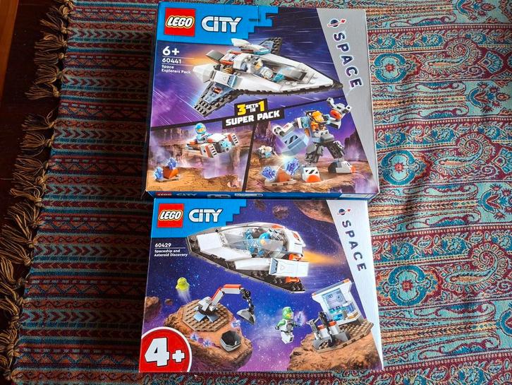 LEGO Space Explorers Pack & Spaceship Asteroid Discover, Kinderen en Baby's, Speelgoed | Duplo en Lego, Nieuw, Lego, Complete set