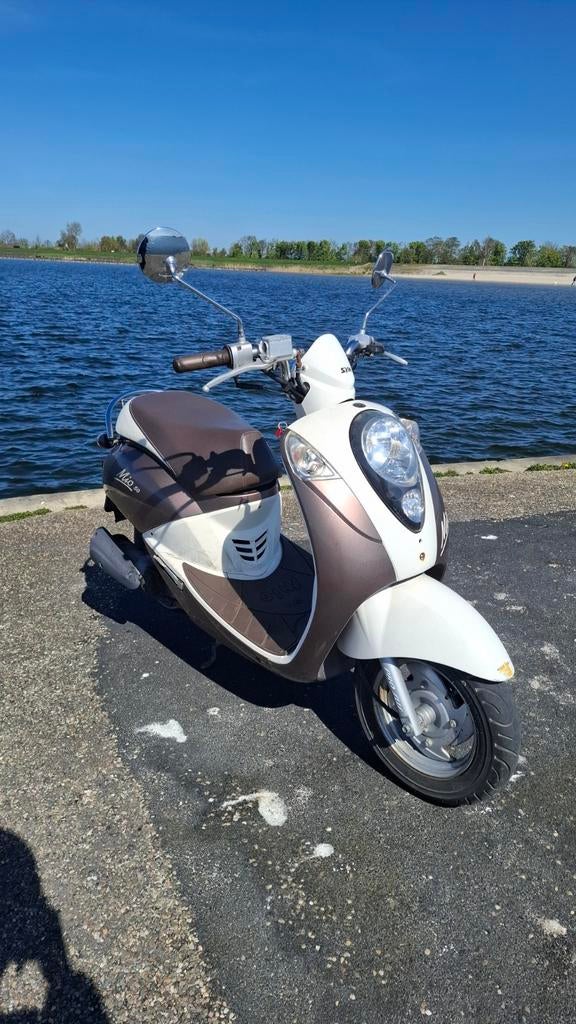 Sym Mio, Fietsen en Brommers, Scooters | SYM, Zo goed als nieuw, Mio, Maximaal 25 km/u, Benzine, Ophalen