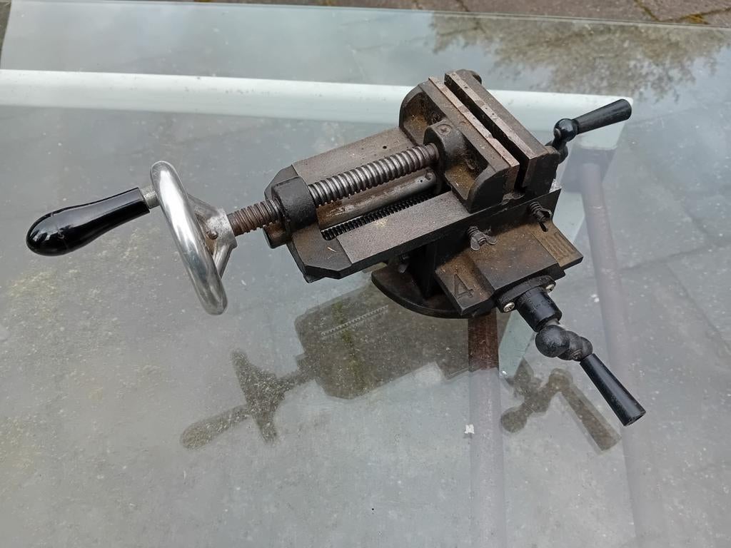 Machineklem met kruistafel, Ophalen