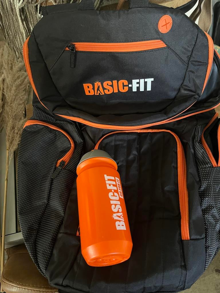 Basic-Fit rugzak met bidon, Ophalen of Verzenden, Nieuw, Overige typen