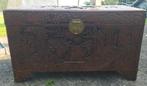 Antieke dekenkist met houtsnijwerk, Huis en Inrichting, Woonaccessoires | Kisten, Ophalen, Gebruikt, 100 tot 150 cm, 50 tot 75 cm