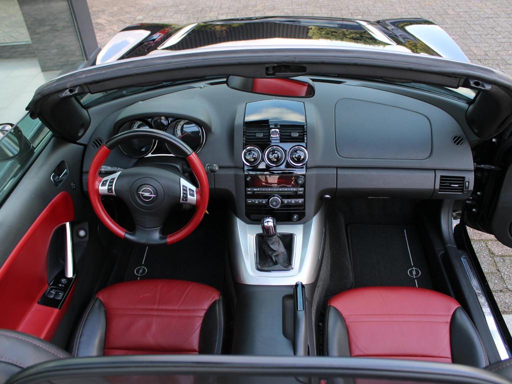 Opel GT 2.0 Turbo ECOTEC | Airco / Leder, Auto's, Opel, Achterwielaandrijving, Gebruikt, 264 pk, 4 cilinders