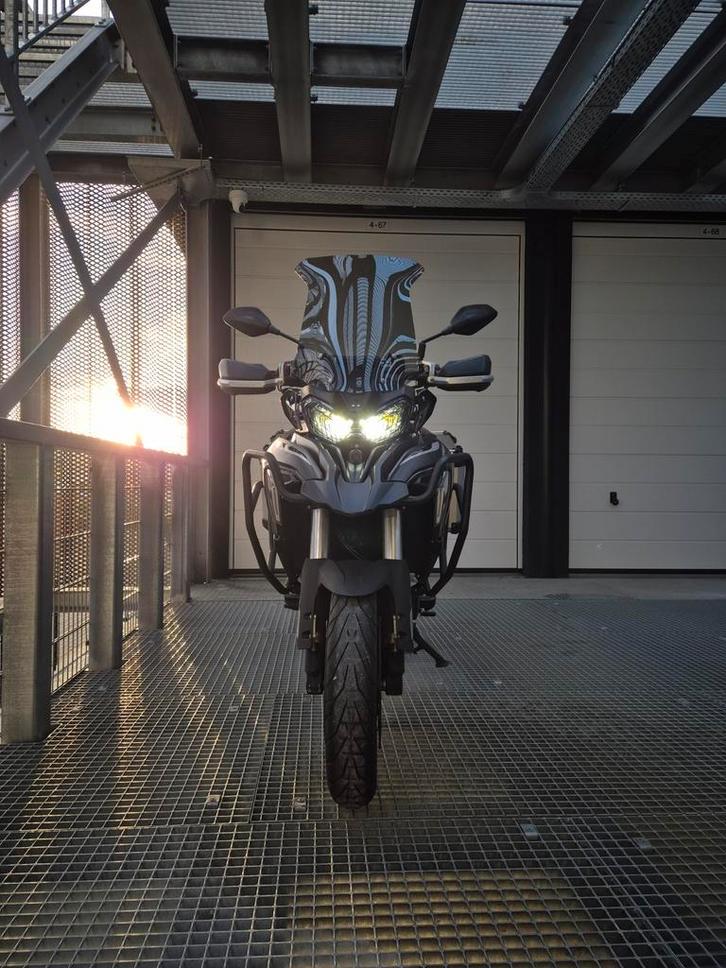 Benelli TRK 702 2023, Motoren, Motoren | Benelli, Particulier, Toermotor, 12 t/m 35 kW, 2 cilinders, Minimaal motorrijbewijs A2