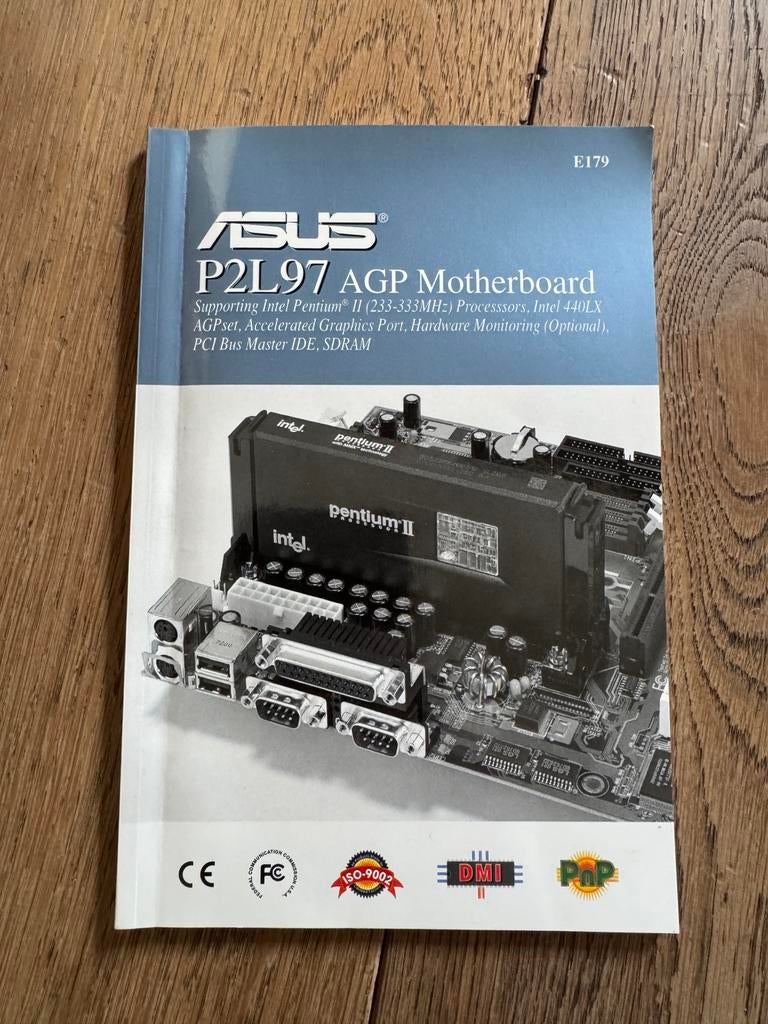 ASUS P2L97 Users Manual Set, Computers en Software, Besturingssoftware, Ophalen of Verzenden, Zo goed als nieuw
