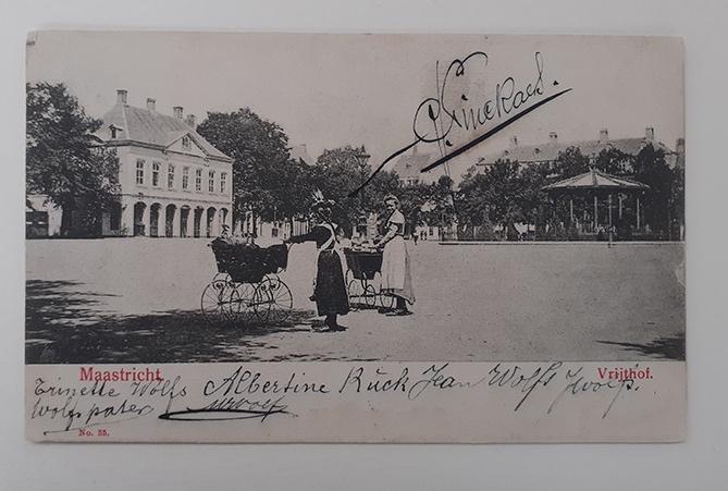 Maastricht vrijthof kinderwagens, Verzenden, Voor 1920, Gelopen, Limburg