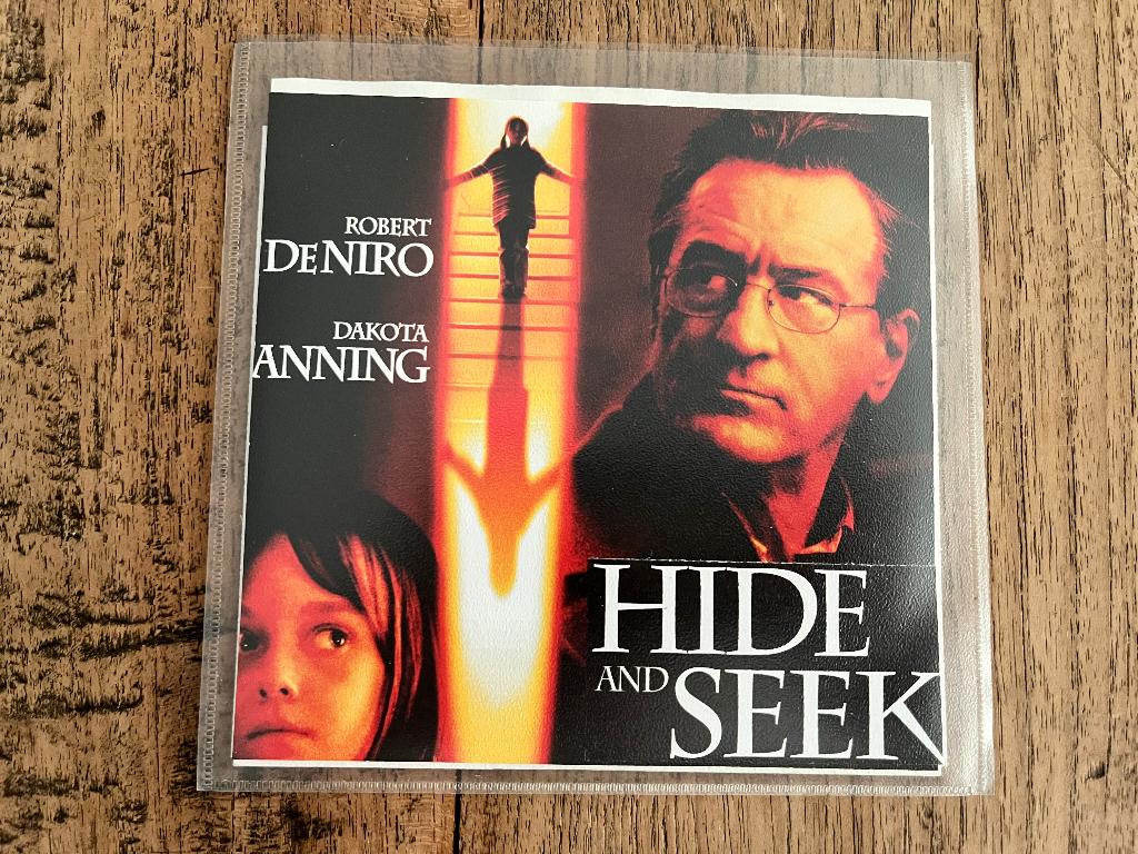 DVD Hide And Seek, Vanaf 16 jaar, Ophalen of Verzenden, Zo goed als nieuw, Actiethriller