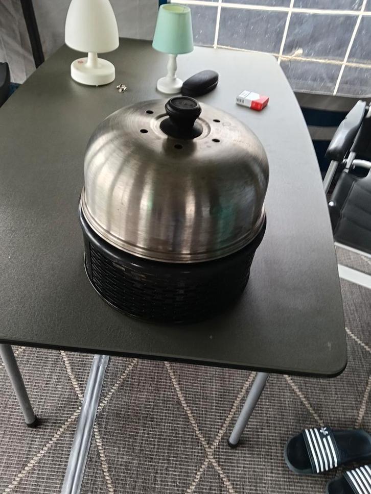 Cobb BBQ grill, Tuin en Terras, Houtskoolbarbecues, Gebruikt, Ophalen