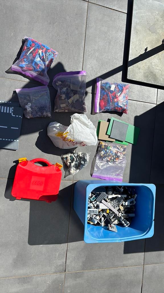Grote bak met diverse lego, Ophalen, Zo goed als nieuw