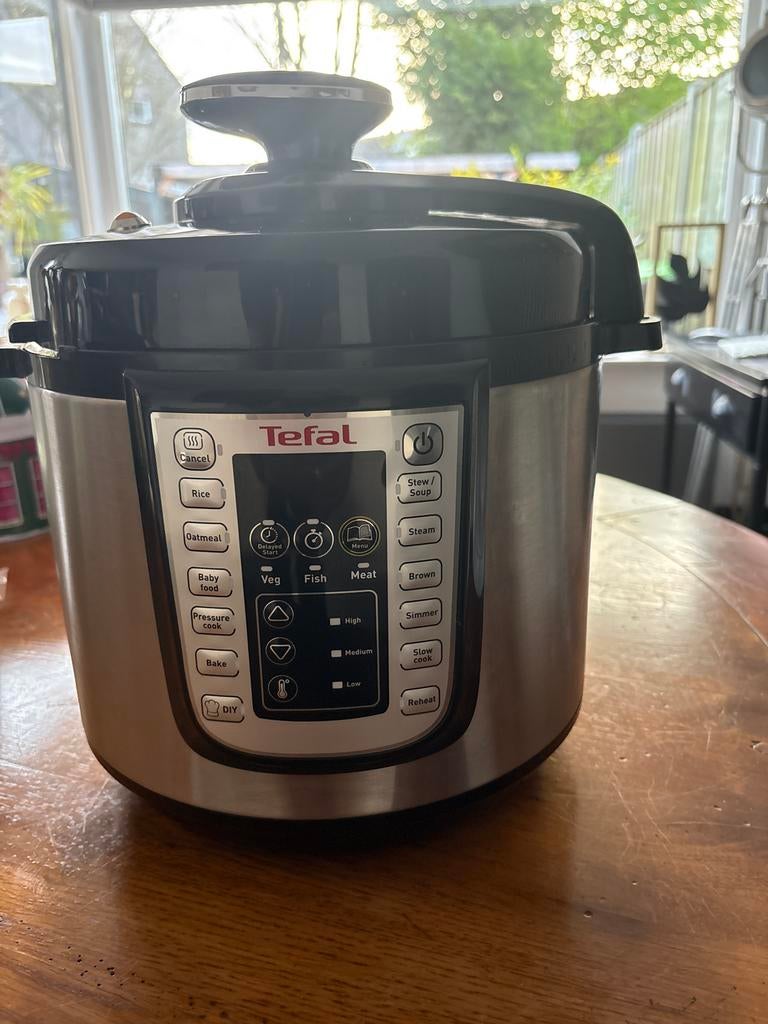 Tefal Multicooker Serie EPC06, Witgoed en Apparatuur, Slowcookers, Ophalen of Verzenden, Zo goed als nieuw