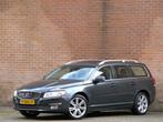 Volvo V70 3.0 T6 AWD Summum Schuifdak / Xenon / Trekhaak / P, Automaat, Euro 5, 1683 kg, Gebruikt