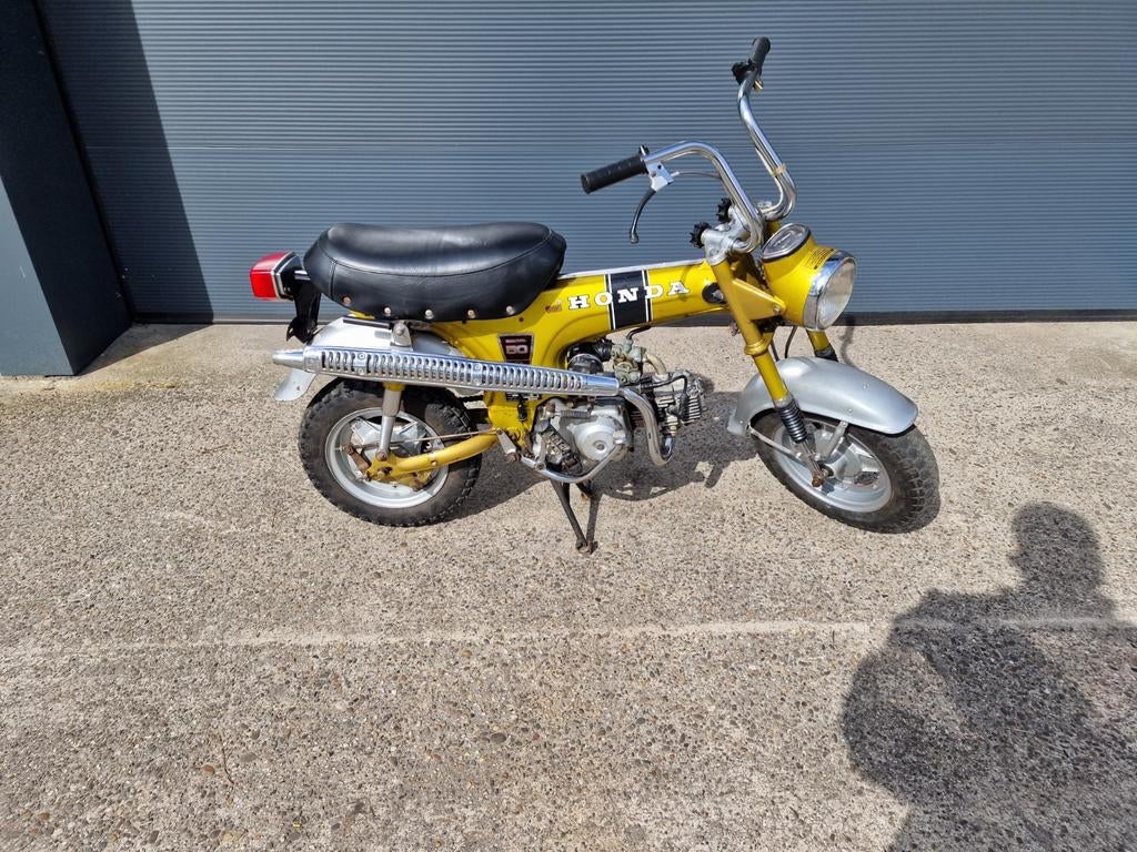 Honda ST50 Dax in originele staat, motor loopt goed., Fietsen en Brommers, Ophalen, Gebruikt, Honda