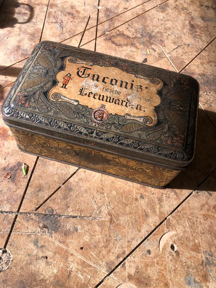 Antieke blikken trommel 'Taconis Leeuwarden', Verzamelen, Blikken, Gebruikt, Koek(jes), Overige merken, Ophalen of Verzenden