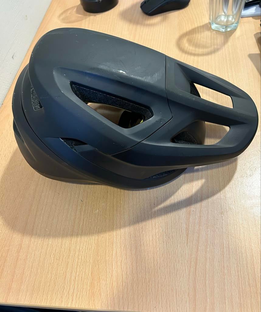 Specialized Camber fietshelm - Maat M, Ophalen, Zo goed als nieuw, M, Heer of Dame