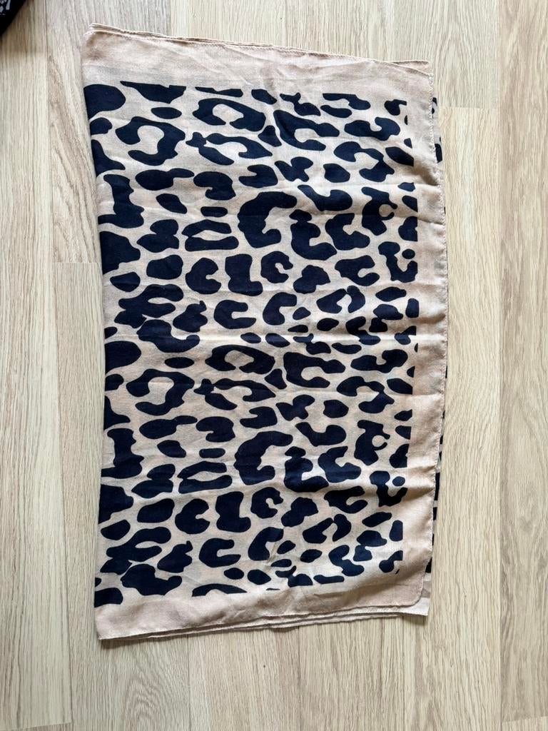 Dames sjaal, Ophalen, Gebruikt, Rond, 50 tot 100 cm