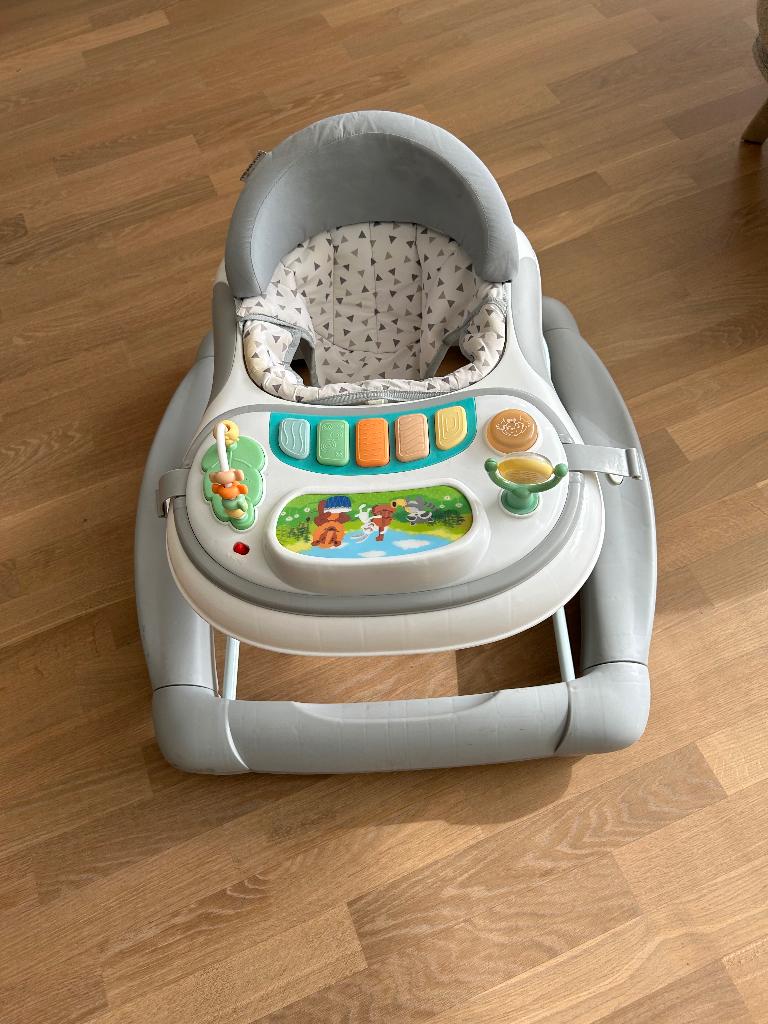 Loopstoel baby, Kinderen en Baby's, Speelgoed | Babyspeelgoed, Ophalen, Gebruikt, Overige typen, Met wieltjes