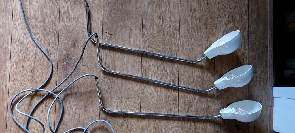 Vintage wandlampen met buigbare lampenkappen en bakeliet, Ophalen of Verzenden, Zo goed als nieuw, Metaal, Vintage retro space age