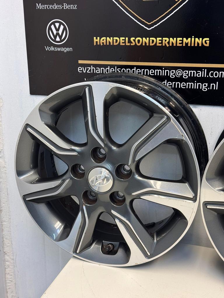 Originele Hyundai ix20 lichtmetalen velgenset 16 inch, Auto-onderdelen, Banden en Velgen, Gebruikt, Velg(en), 16 inch, C.Huygensstraat 14a