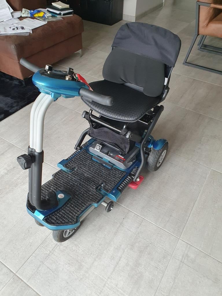 Scootmobiel mango bobby blue deluxe 2024, Ophalen, Inklapbaar, Gebruikt, Elektrische rolstoel