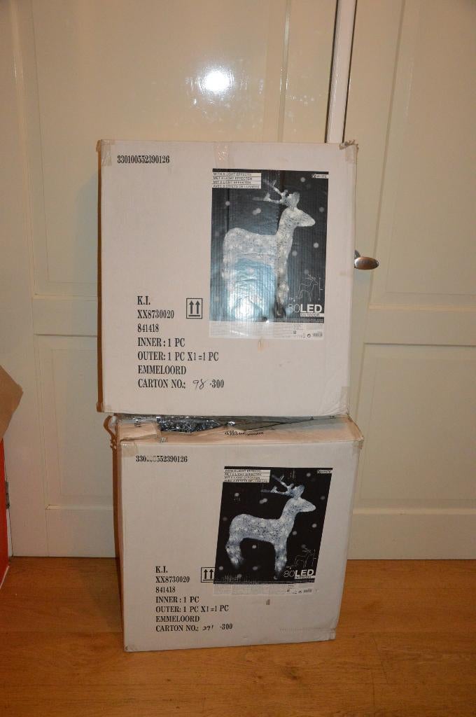 LED kerstverlichting: 2 grote herten beiden in doos, 62.5 cm, Diversen, Kerst, Ophalen of Verzenden, Gebruikt