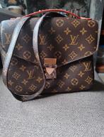 LV Metis, Bruin, Minder dan 40 cm, Minder dan 35 cm, Minder dan 20 cm