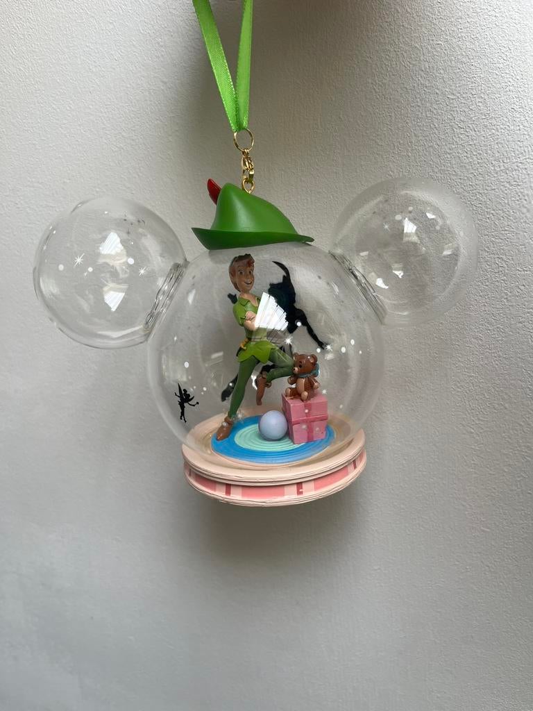 Disney Peter Pan glas ornament, Ophalen of Verzenden, Peter Pan of Pinokkio, Zo goed als nieuw, Beeldje of Figuurtje