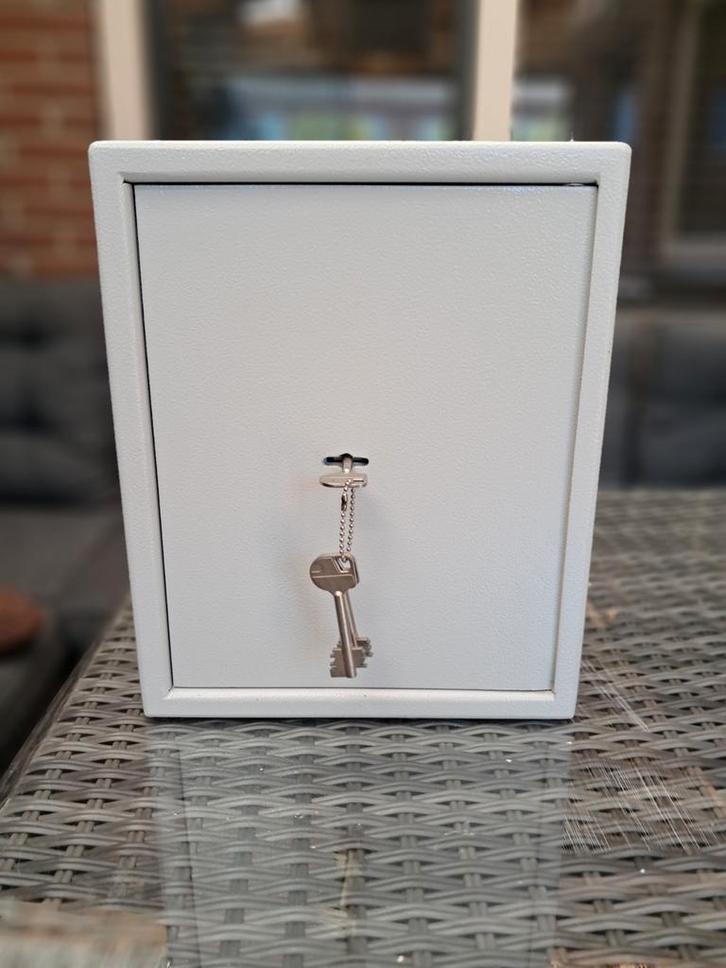 Degelijke Compacte Kluis - S1 Gecertificeerd!, Huis en Inrichting, Brandblussers en Brandkasten, Zo goed als nieuw, Brandkast