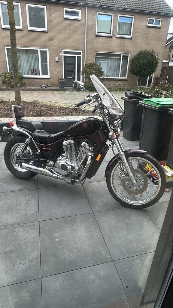 Suzuki Intruder VS 750 G - LAGE KM STAND!