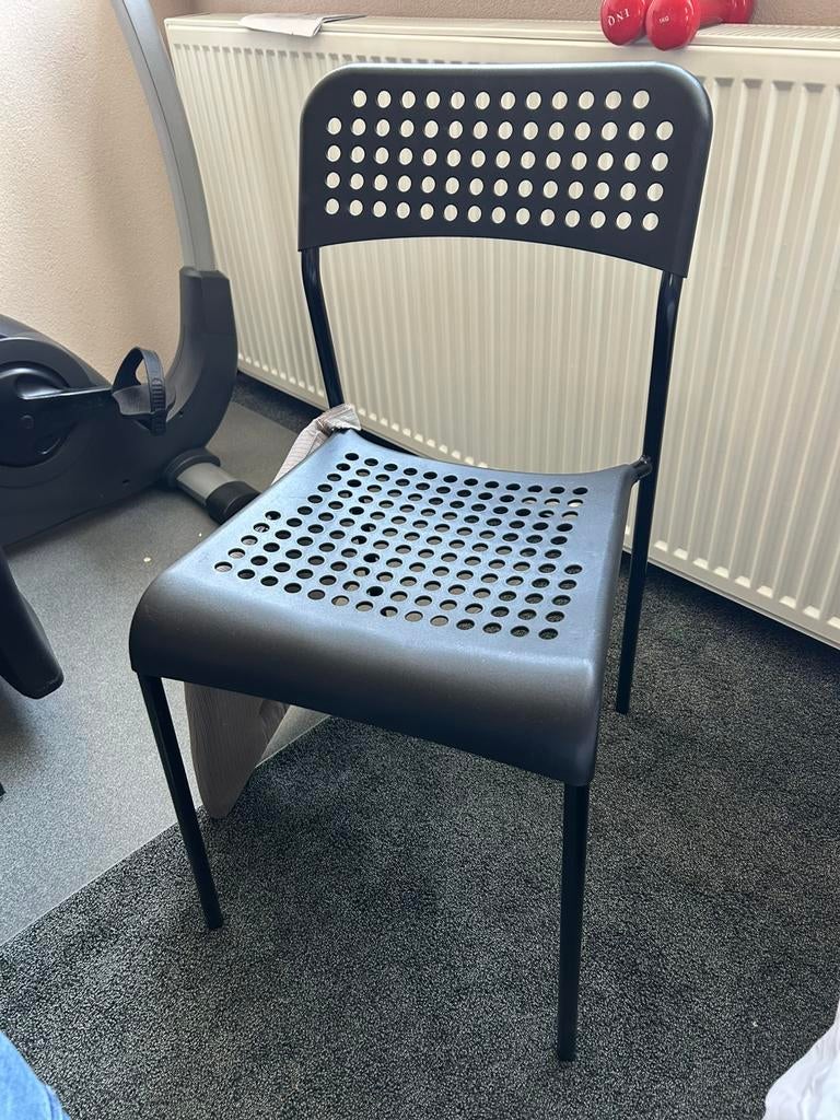 Stoeltje, Ophalen, Kunststof, Zwart, Zo goed als nieuw