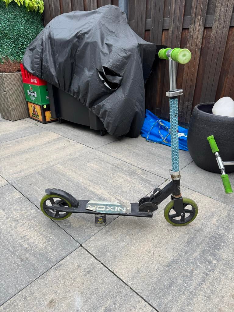 Stevige Nixor Aluminium Step – Opvouwbaar & Verstelbaar, Fietsen en Brommers, Steps, Gebruikt, Gewone step, Ophalen