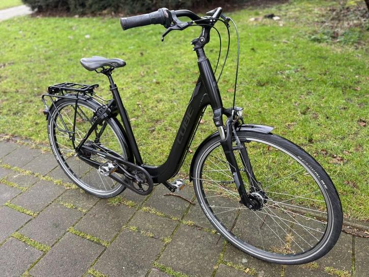 Cube dames fiets 28inch, Fietsen en Brommers, Fietsen | Dames | Damesfietsen, Versnellingen, 53 tot 56 cm, Ophalen