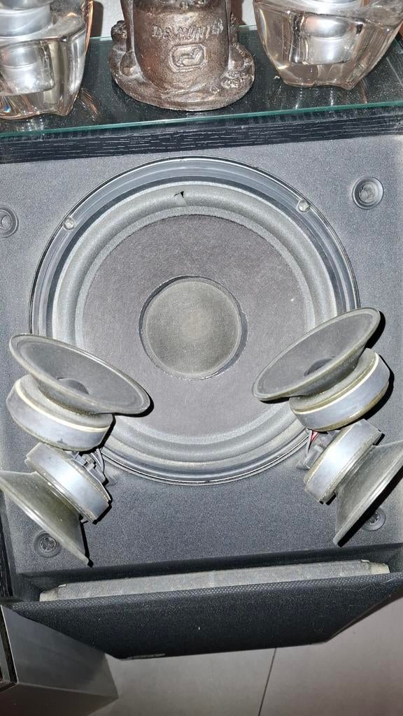 Is dit te repareren ...Bose 601 Series III Direct?, Gebruikt, Ophalen of Verzenden, Bose, 120 watt of meer