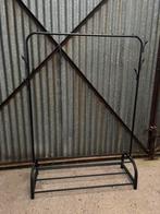 Kledingrek, Ophalen, Zo goed als nieuw