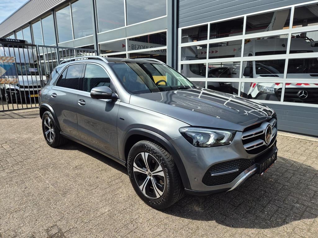 Mercedes-Benz GLE 350de/ 4WD/ Pano/ Full/ EXPORT (bj 2021), Auto's, Automaat, Gebruikt, 4 cilinders, 2800 kg