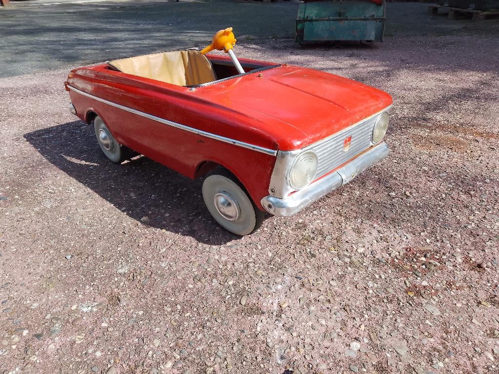 Moskvitch trapauto, Antiek en Kunst, Antiek | Speelgoed, Ophalen