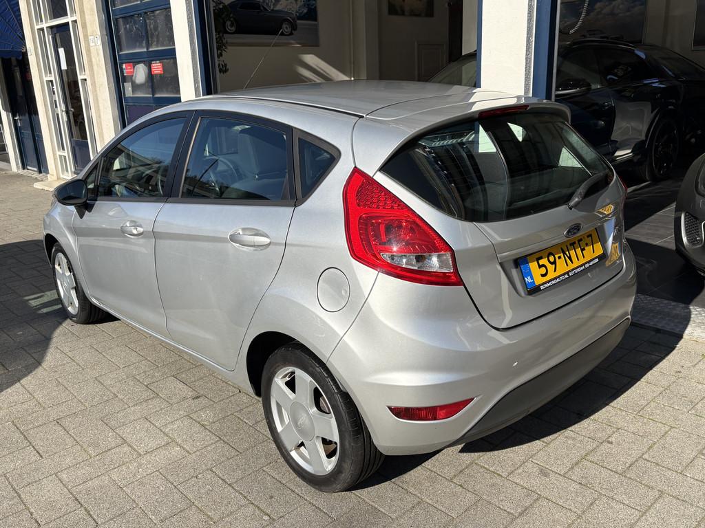Ford Fiesta 1.25 Limited AIRCO/LM VELGEN/5 DRS/NL AUTO, Voorwielaandrijving, Euro 5, 1242 cc, 4 cilinders