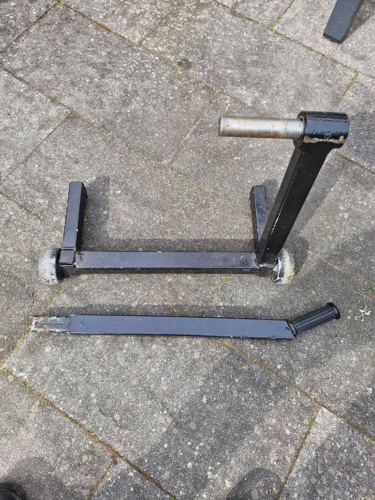 T.K. Triumph paddock stand, Motoren, Accessoires | Onderhoudsmiddelen, Ophalen