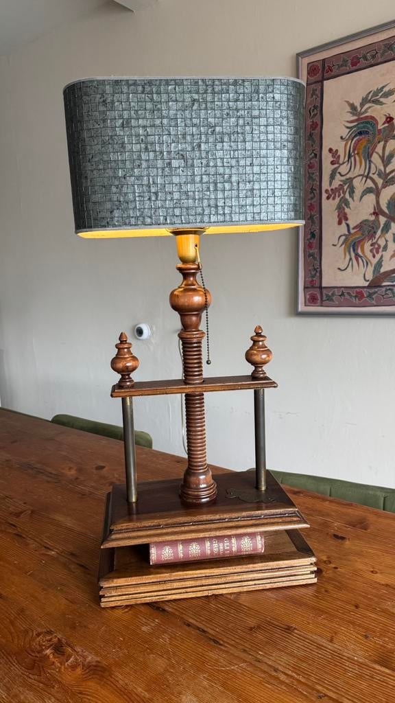 Grote klassieke bibliotheek tafellamp 75 cm vintage lamp, Ophalen, Zo goed als nieuw, Hout, 75 cm of meer